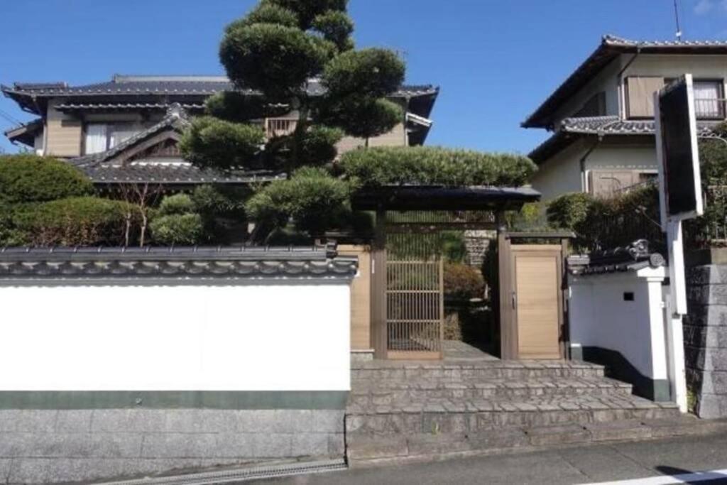 太宰苑 - Dazaien Traditional Japanese Houses Dazaifu Extérieur photo